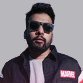 Name : DJ Stark
