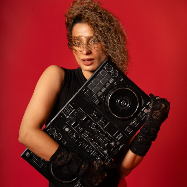 Name : DJ MISHI
